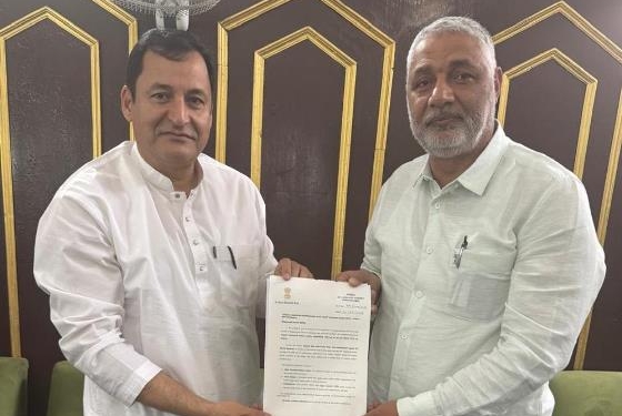 Sopore MLA Irshad Rasool Kar pitches Inland Port at Asia’s second-largest fruit mandi