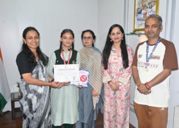 Director Information felicitates Winners of ‘Talent Vista-Poster Making