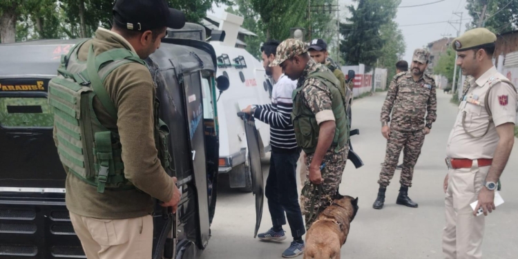 Srinagar Police Deploys Sniffer Dog Squad in Major Anti-Drug Drive