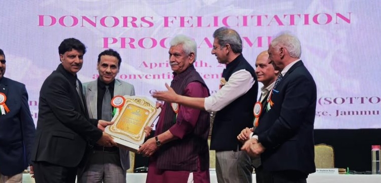 The Sher-i-Kashmir Institute of Medical Sciences (SKIMS), Soura, has been recognised for running the first kidney transplant programme in Jammu & Kashmir.