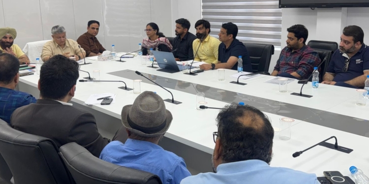 Transport Comm’r holds stakeholders meet, emphasises enhanced coordination with vehicle dealers