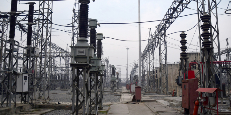 Oil shock may push up electricity costs in India, renewables seen as key to energy security: Report