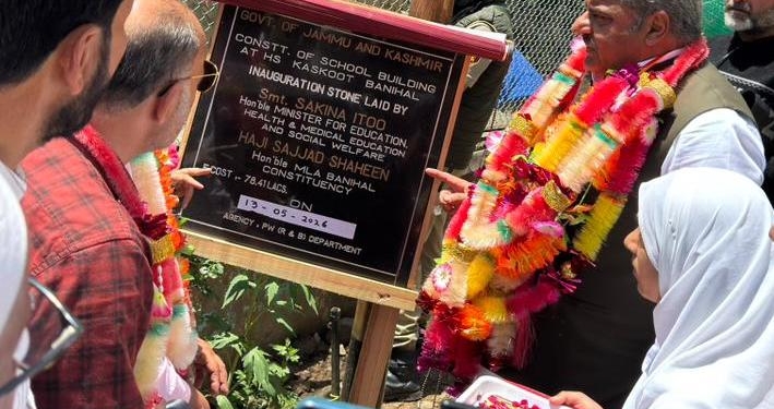 MLA Sajjad Shaheen Lays Foundation Stone of ₹78.41 Lakh School Building at HS Kaskoot
