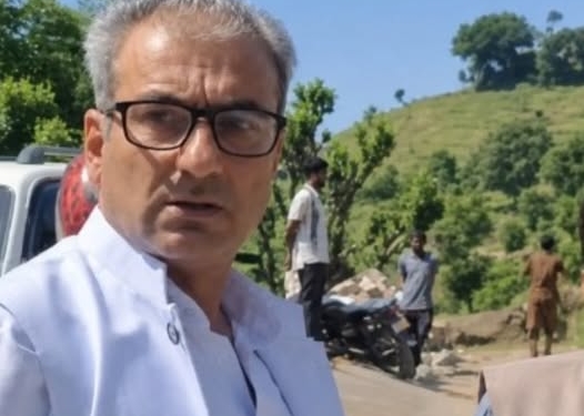 MLA Halts Road Work Over ‘Substandard Material’, Flags Corruption