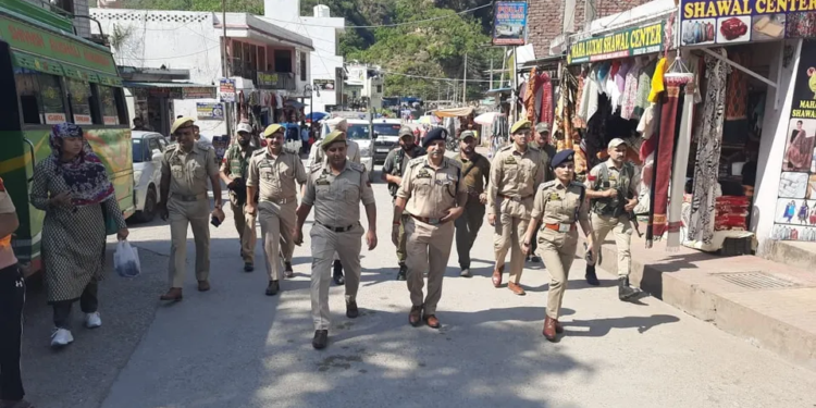 DIG Shiv Kumar reviews security, preparedness in Shiv Khori belt in Reasi