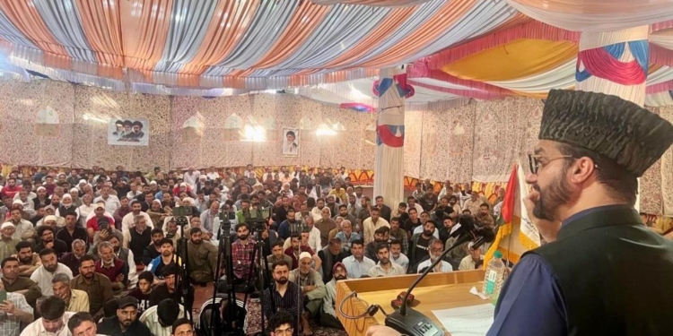Mirwaiz Pays Rich Tributes to Ayatullah Ali Khamenei