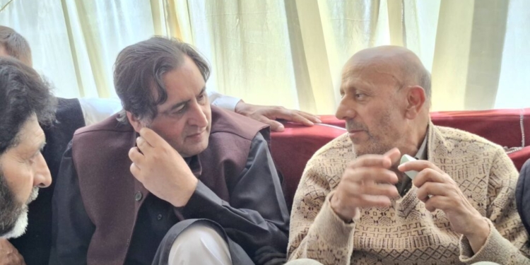 Sajad Lone Visits Residence of Er Rashid, MLA Sheikh Khursheed to Offer Condolences on Father’s Demise