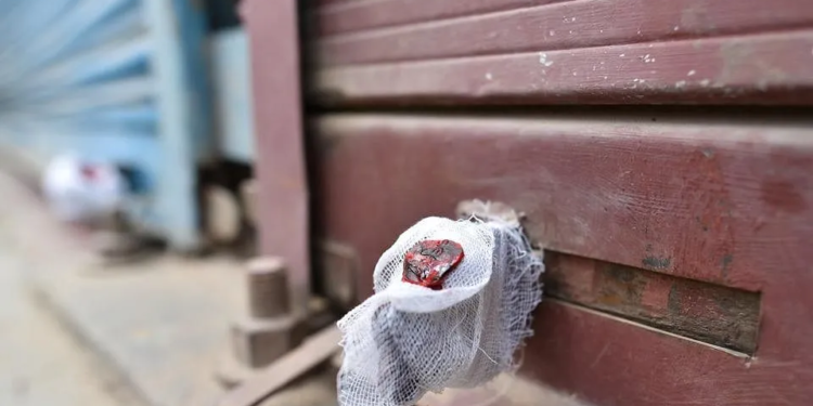 Three medical shops sealed for violation of Drugs and Cosmetics Act : Srinagar Police