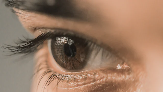 5 Silent Symptoms Of Fatty Liver Disease You Can Easily Spot Just By Looking At Your Eyes