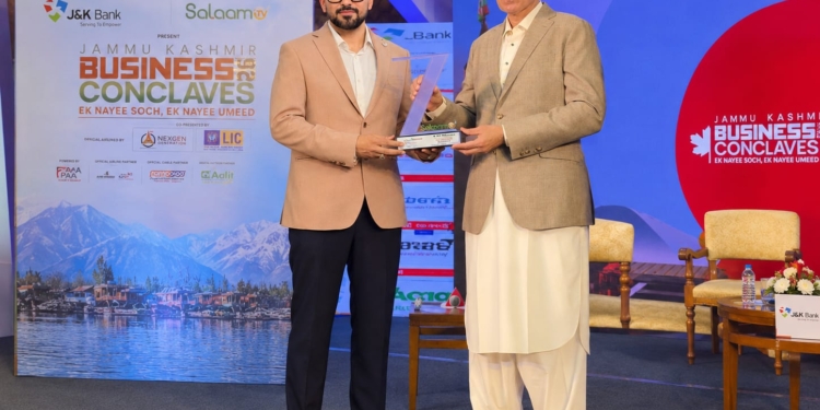 CM Omar Abdullah confers top dermatology award on Dr Mir Shahnawaz