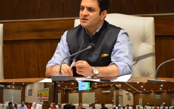 DC Budgam reviews preparedness for Pulse Polio Immunization Drive scheduled on June 28Focus on 100% coverage of children under five