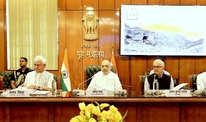 Amarnath Yatra : Amit Shah chairs meeting to review security preparedness