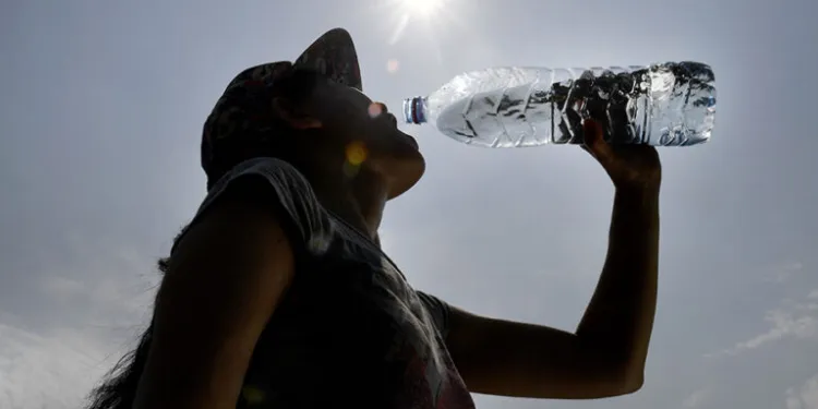 Heat Waves Demand More Than Just Water For Proper Hydration; Electrolytes Intake Necessary : Experts