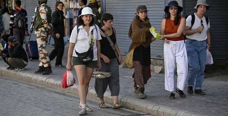 Ladakh Records 72,834 Visitors in May Amid Tourism Surge