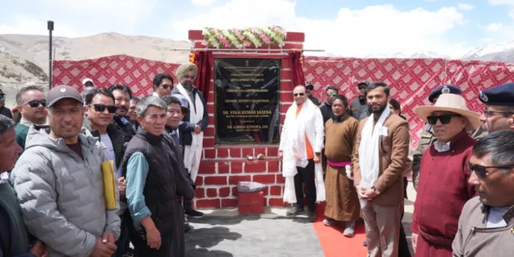 LG Saxena Lays Foundation Stone For First Model Border Village At Chumur Under VV Programme