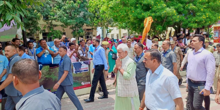 Amarnath Yatra-2026 : LG Sinha reviews facilities and services for pilgrims at Bhagwati Nagar Yatri Niwas