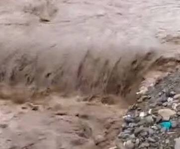 Flash floods hits villages in Poonch, 25 rescued to safety