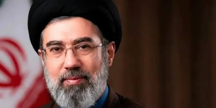 Tehran threatens to halt all Mideast energy exports after US reimposes its blockade on Iran