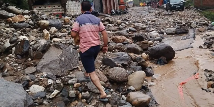 Heavy Rain Triggers Landslide Near Kwar Project in Kishtwar, Jammu-Kishtwar NHW Closed at Prem Nagar