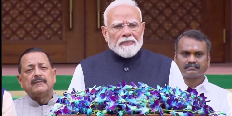 PM hopes Monsoon session of Parliament, seasonal monsoon are productive
