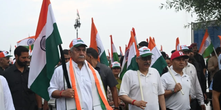LG Sinha Joins Tiranga Yatra, Says 21st Century Belongs to Bharat