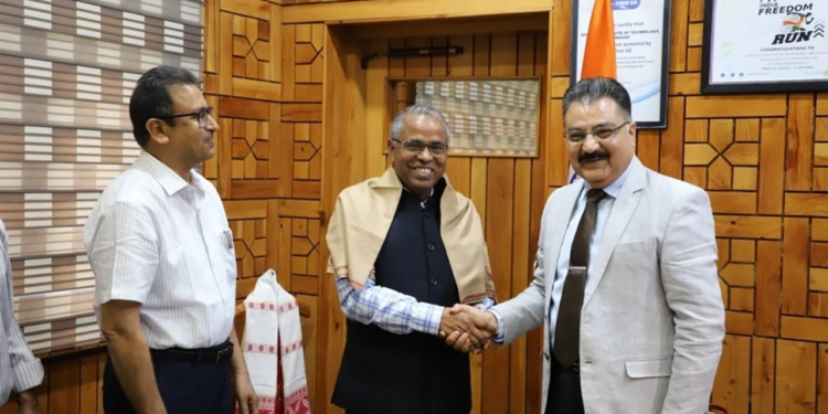 Prof. Anurag Misra assumes charge as Dir, NIT Srinagar