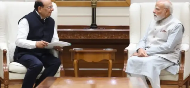Ladakh LG calls on PM