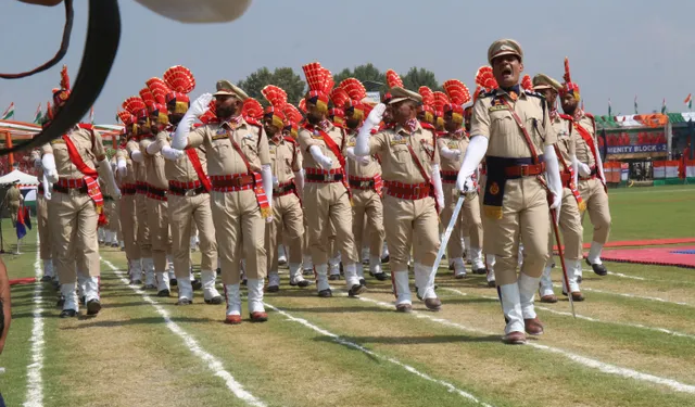 Full dress rehearsal for Independence Day held in Srinagar
