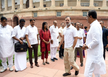 “Home Minister hiding his face because…”: Rahul Gandhi targets Amit Shah over alleged police action on students