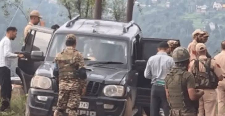 SUV Traced After Police Firing at Chanderkote Checkpoint in Ramban; Occupants Escape
