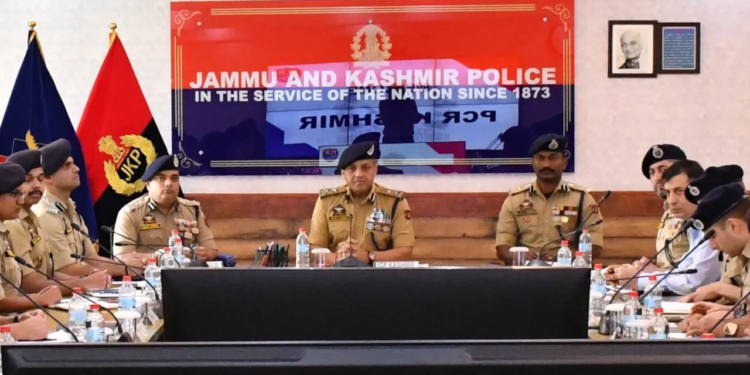 IGP Kashmir Reviews Security Preparedness Across Central Kashmir