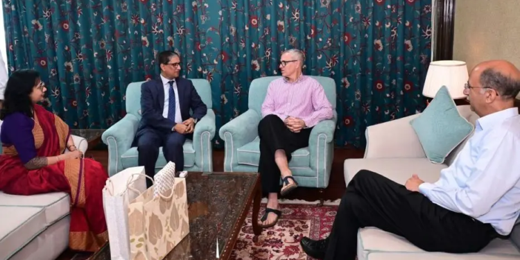 Bangladesh High Commissioner calls on CM Omar