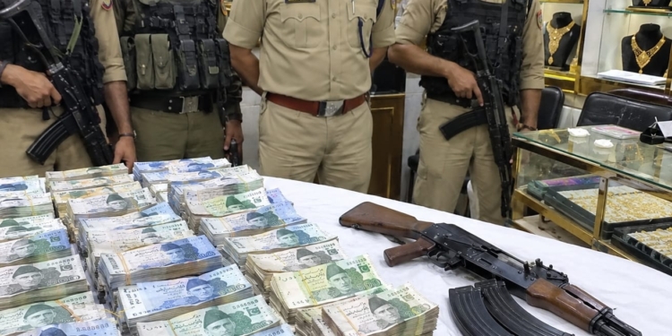 Police Raid Jewellery Shop In Poonch, Recover Five AK-47 Rounds, Pakistani Currency