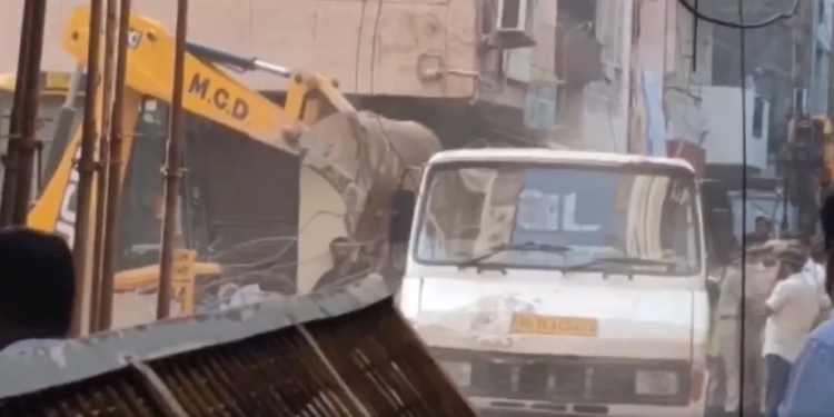 Delhi building collapse: Six dead, 11 rescued from debris; rescue ops enter day 2