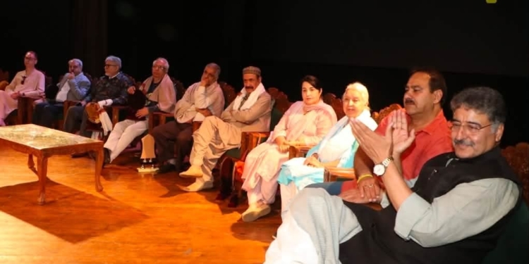 Concluding & Felicitation Function of the 3-Day ‘Kashmir Theatre Conference’