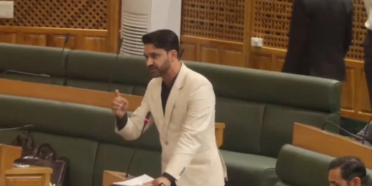 Parra seeks explicit mention of Article 370, 35A in Assembly resolution