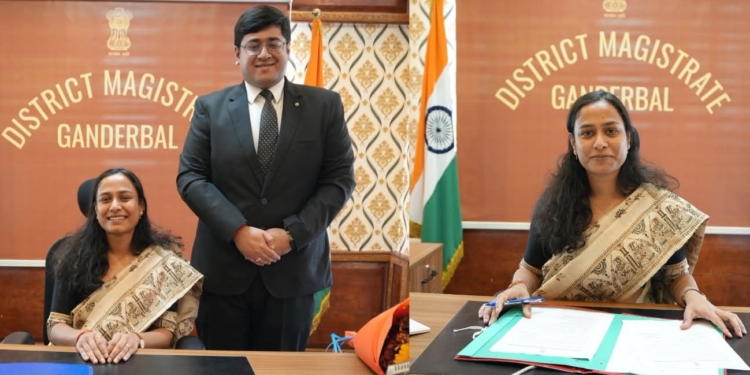 Shreya Singhal, IAS, Assumes Charge as Deputy Commissioner Ganderbal