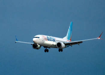 Israel bars airline pilots, crew from countries without diplomatic ties from its airspace