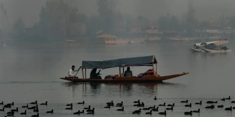 Kashmir shivers as Shopian dips below freezing