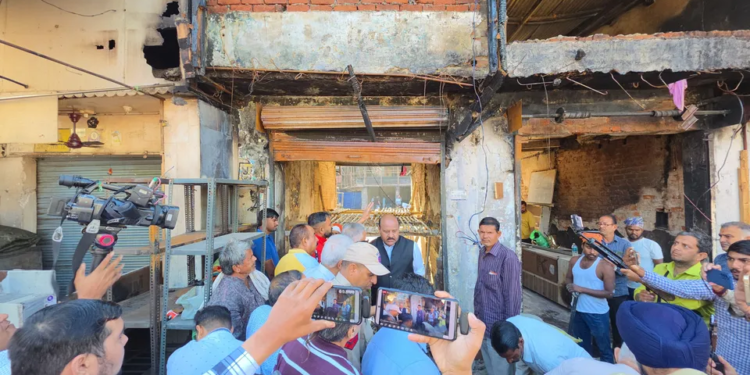 Jammu market fire : Govt to extend assistance to affected shopkeepers, says Dy CM