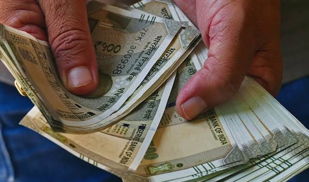 Cabinet approves 3 pc hike in dearness allowance for central govt employees
